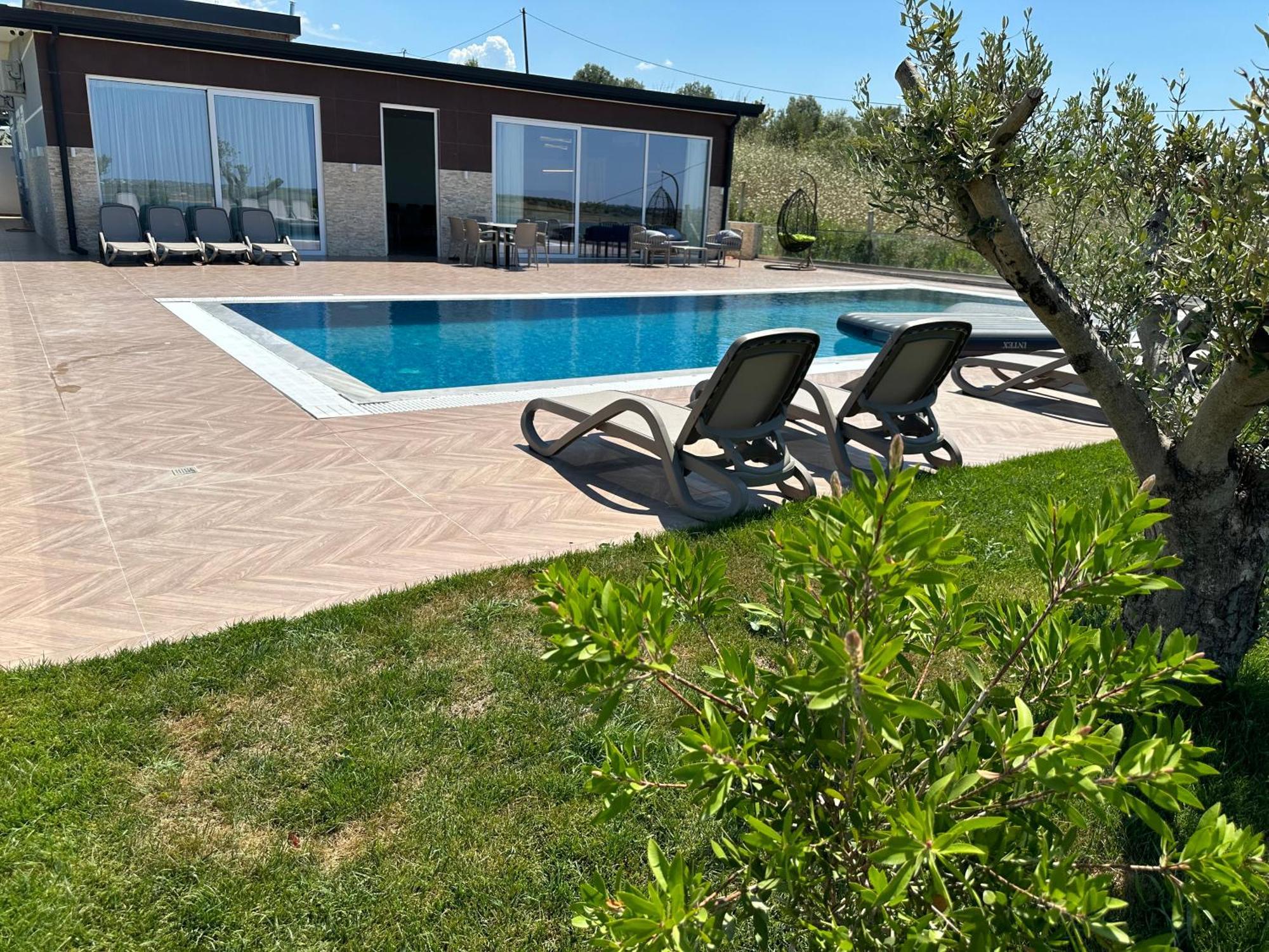 Top Villas Дуррес Екстер'єр фото
