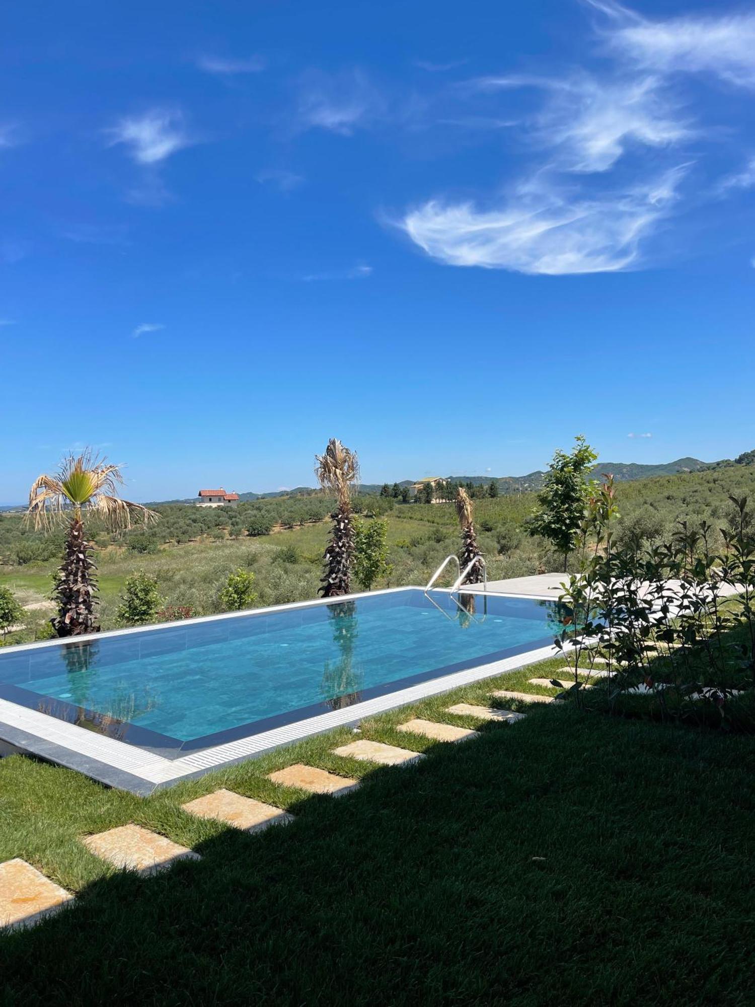 Top Villas Дуррес Екстер'єр фото